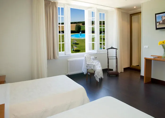 리조트 Balneario Palacio De Salinas 3*