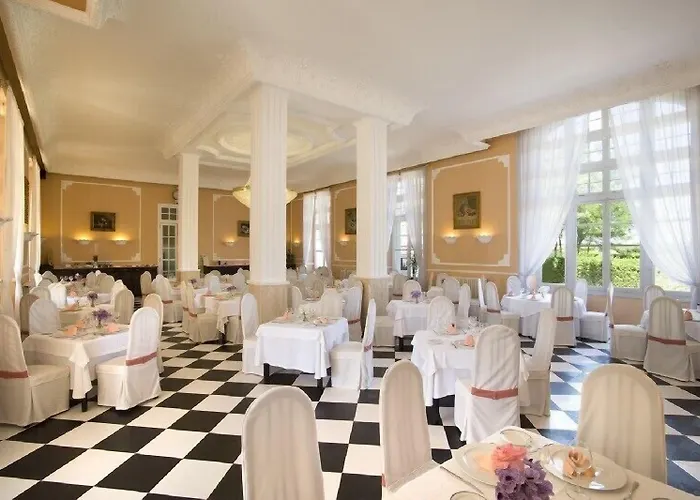 리조트 Balneario Palacio De Salinas 3*