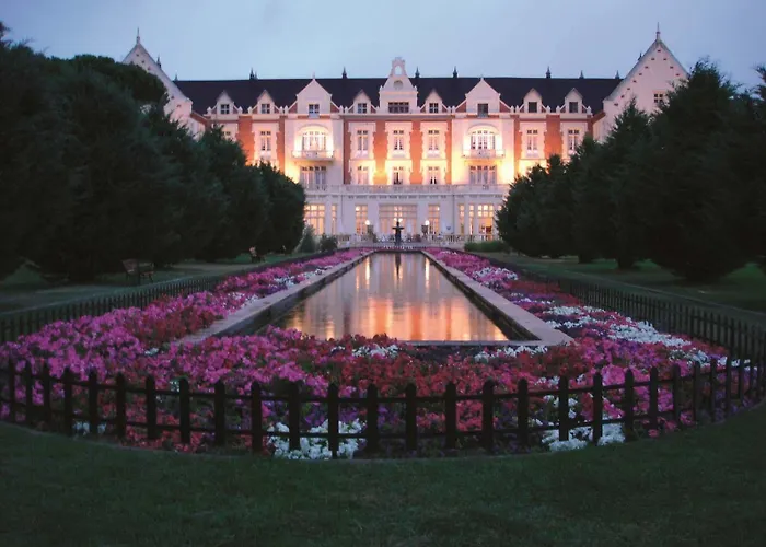 리조트 Balneario Palacio De Salinas 메디나델캄포