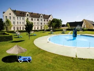 리조트 Balneario Palacio De Salinas